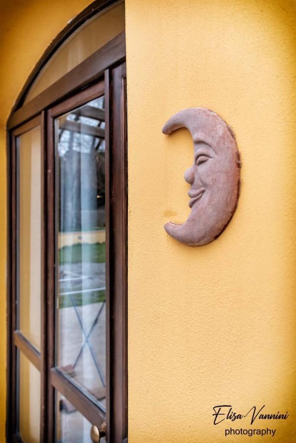 Appartamento Sole-Luna Colleoli المظهر الخارجي الصورة